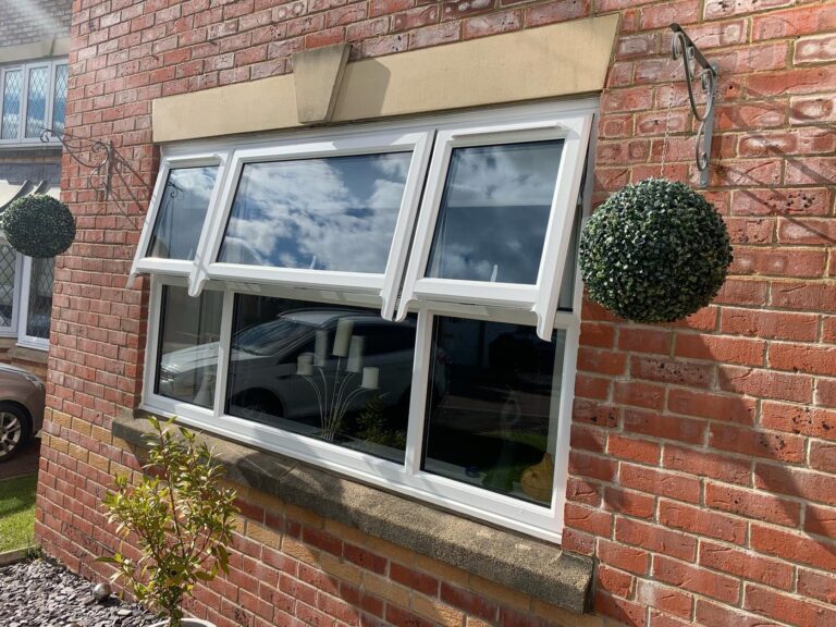 Flush casement windows
